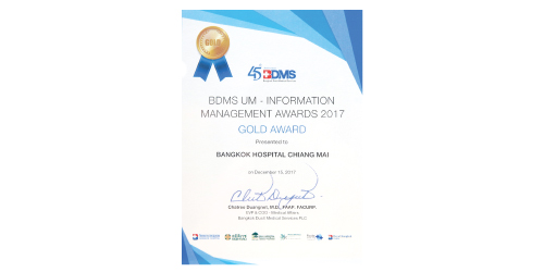 Bangkok Hospital Chiang Mai Gold Award of BDMS UM Information Management Award 2017